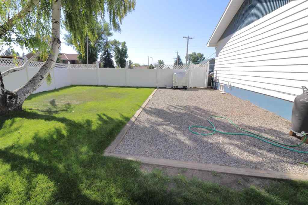 MLS® A2250536 - 304 50 Avenue E in NONE Claresholm, Residential