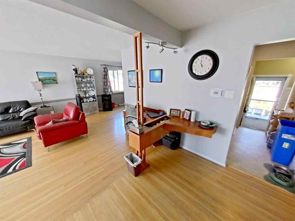 MLS® A2250536 - 304 50 Avenue E in NONE Claresholm, Residential