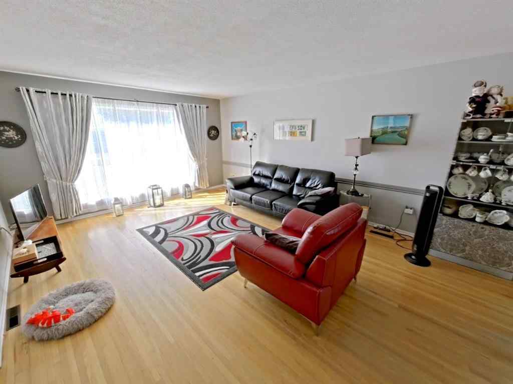 MLS® A2250536 - 304 50 Avenue E in NONE Claresholm, Residential