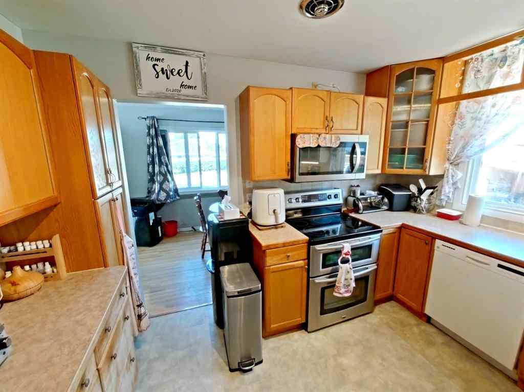 MLS® A2250536 - 304 50 Avenue E in NONE Claresholm, Residential