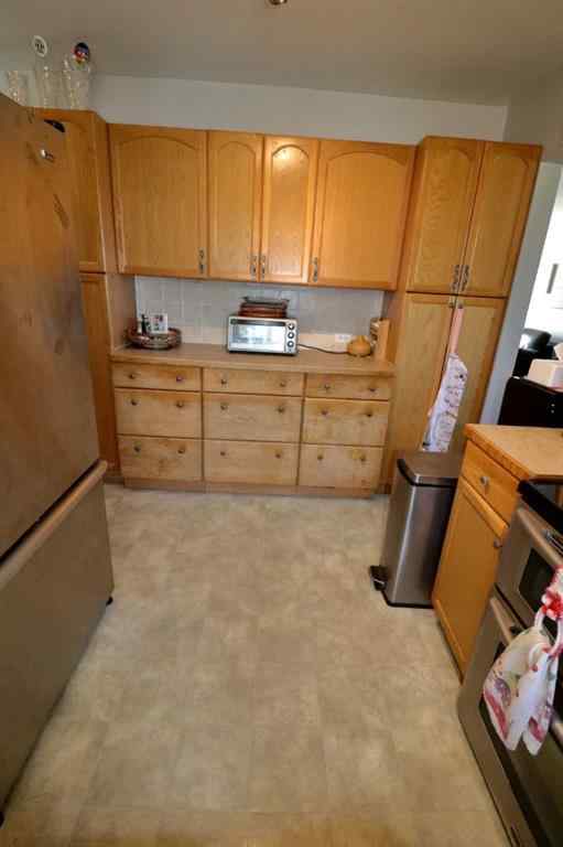 MLS® A2250536 - 304 50 Avenue E in NONE Claresholm, Residential