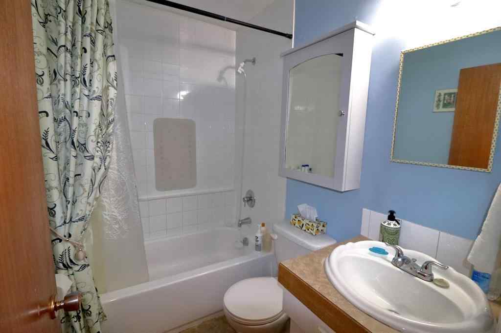 MLS® A2250536 - 304 50 Avenue E in NONE Claresholm, Residential