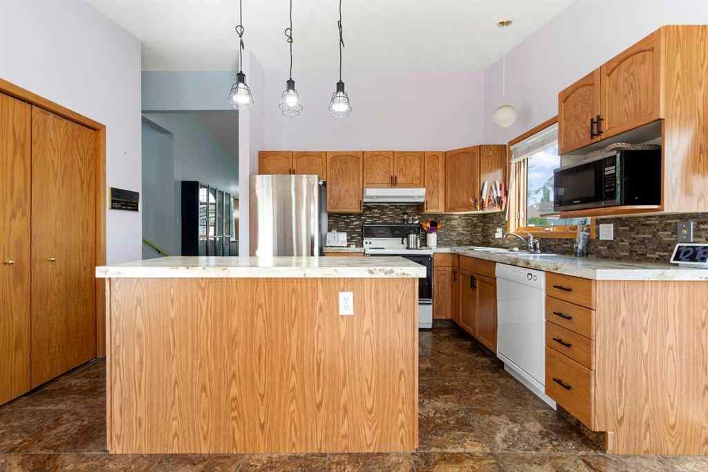 MLS® A2250545 - 9055 106 Avenue  in Crystal Heights Grande Prairie, Residential