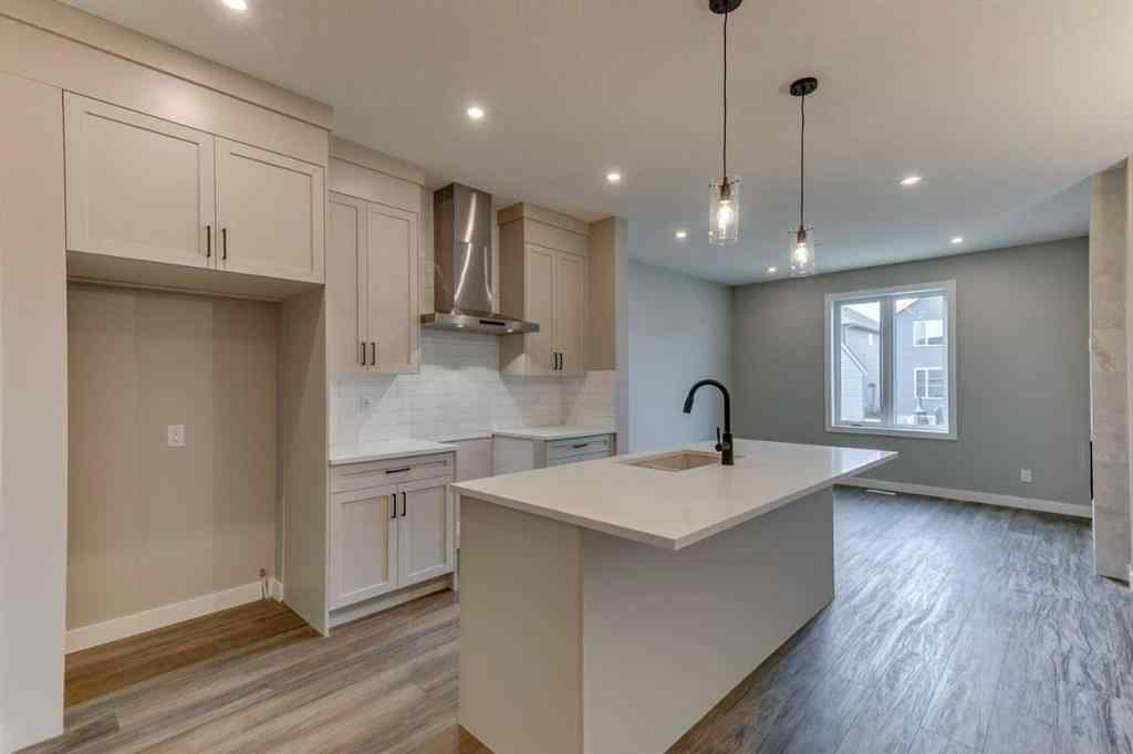 MLS® A2250554 - 469 Hotchkiss Drive SW in Hotchkiss Calgary, Residential