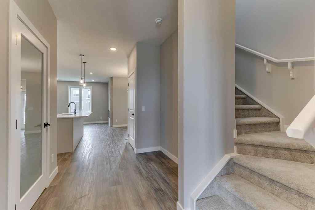 MLS® A2250554 - 469 Hotchkiss Drive SW in Hotchkiss Calgary, Residential