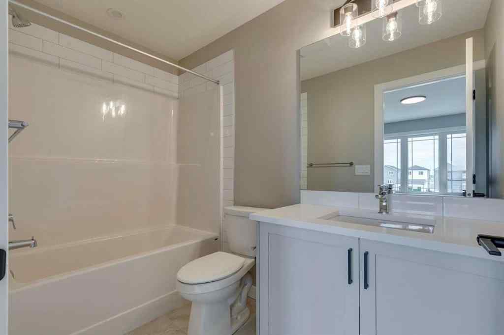 MLS® A2250554 - 469 Hotchkiss Drive SW in Hotchkiss Calgary, Residential
