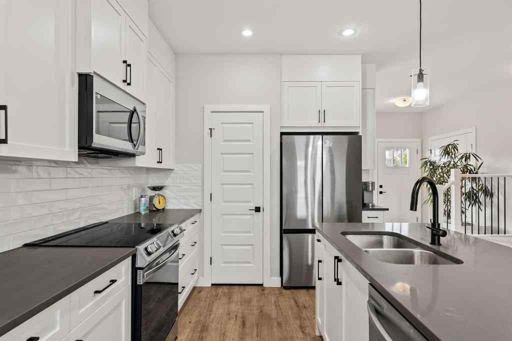 MLS® A2250555 - 182 River Heights Drive  in River Heights Cochrane, Residential