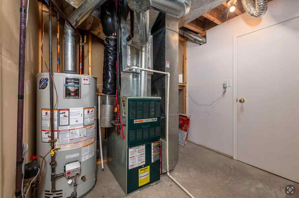 MLS® A2250570 - 3401 64 Avenue  in Parkview Estates Lloydminster, Residential