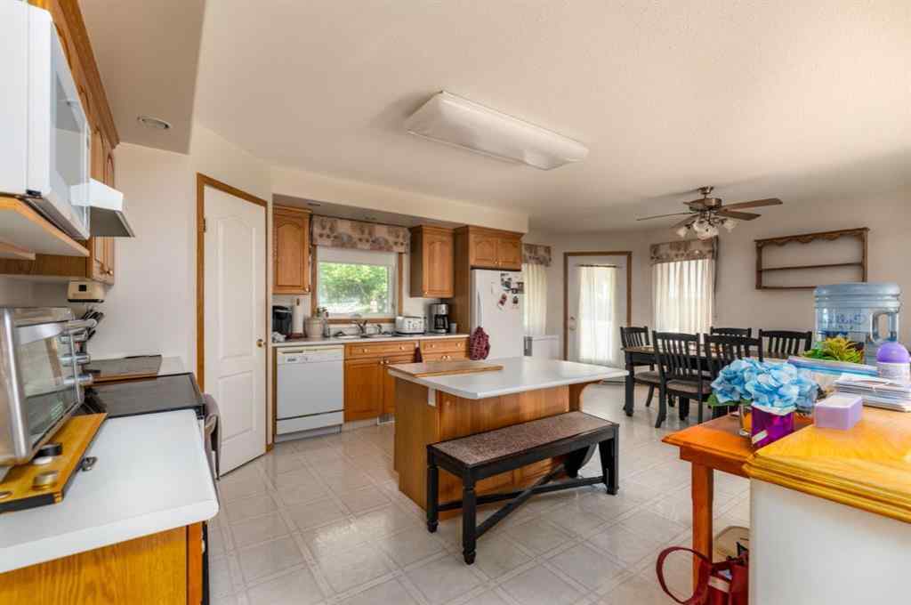 MLS® A2250570 - 3401 64 Avenue  in Parkview Estates Lloydminster, Residential