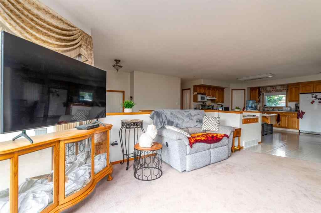MLS® A2250570 - 3401 64 Avenue  in Parkview Estates Lloydminster, Residential