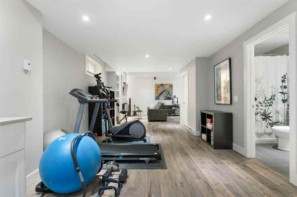 MLS® A2250576 - 452 Hillcrest Manor SW in Hillcrest Airdrie, Residential