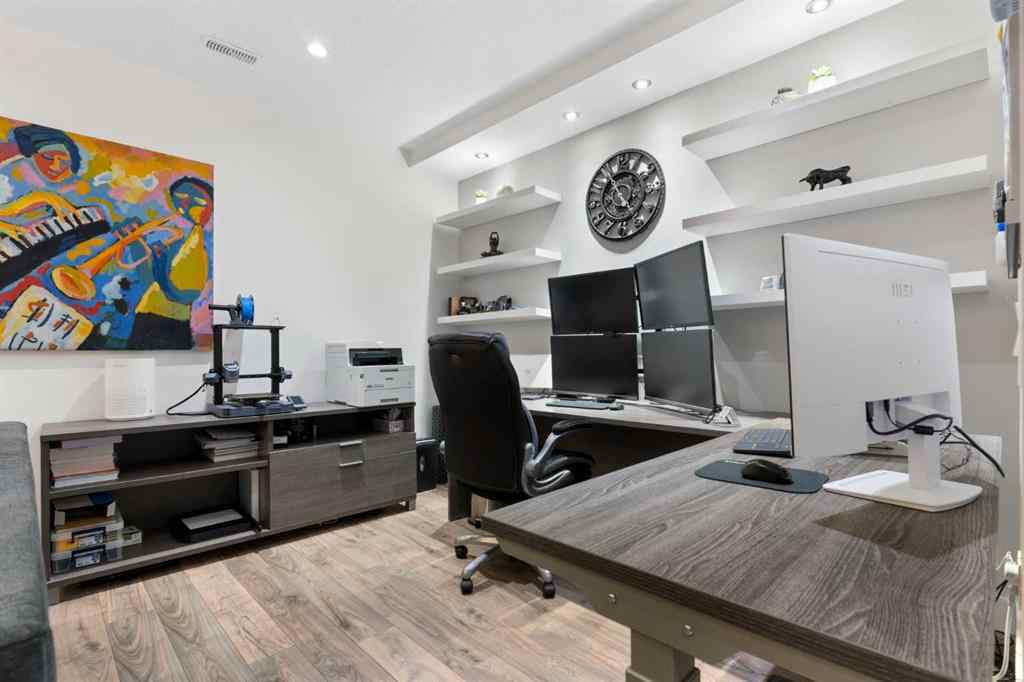 MLS® A2250576 - 452 Hillcrest Manor SW in Hillcrest Airdrie, Residential