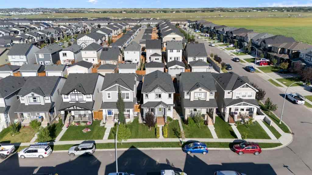 MLS® A2250576 - 452 Hillcrest Manor SW in Hillcrest Airdrie, Residential
