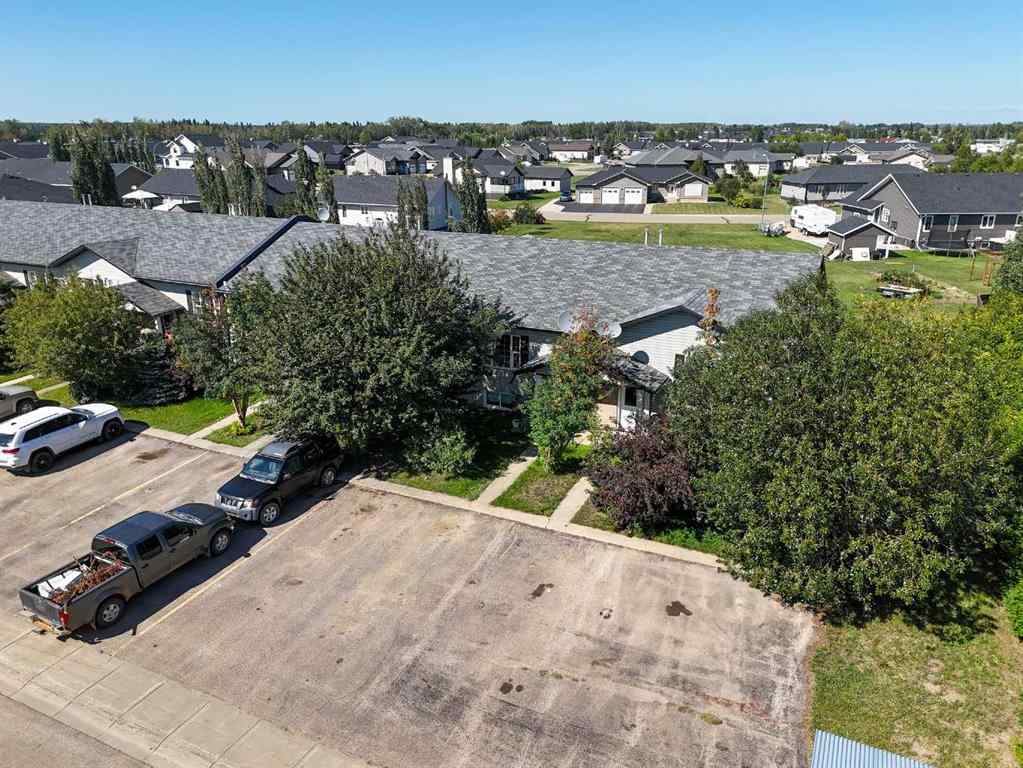 MLS® A2250579 - 10906 98 Avenue  in NONE La Crete, Multi-Family