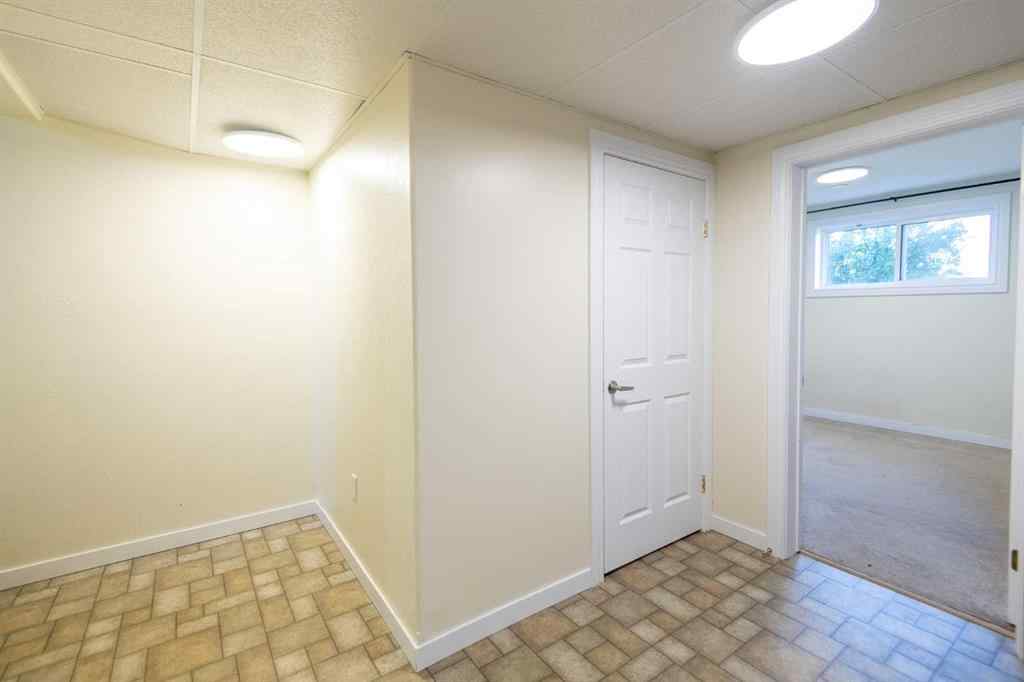 MLS® A2250579 - 10906 98 Avenue  in NONE La Crete, Multi-Family