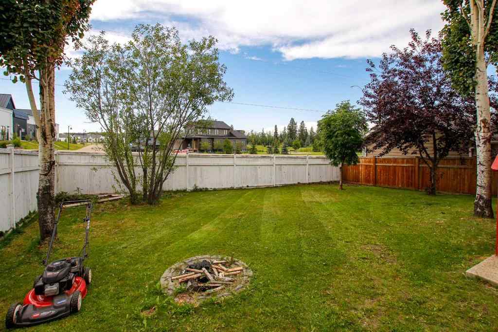 MLS® A2250580 - 43 Lindman Close  in Lakeway Landing Sylvan Lake, Residential