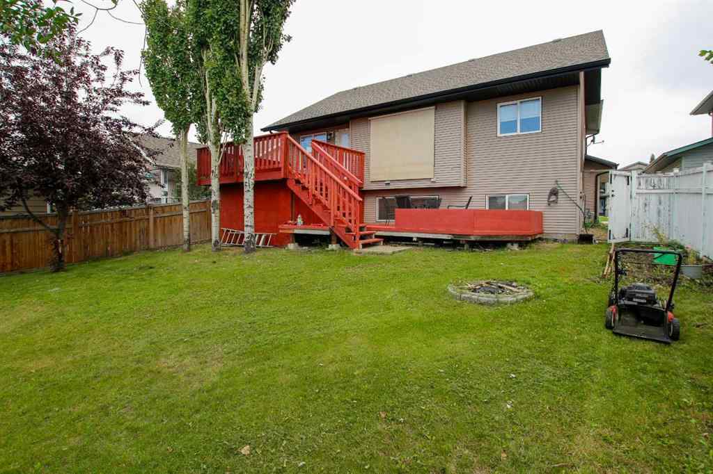 MLS® A2250580 - 43 Lindman Close  in Lakeway Landing Sylvan Lake, Residential
