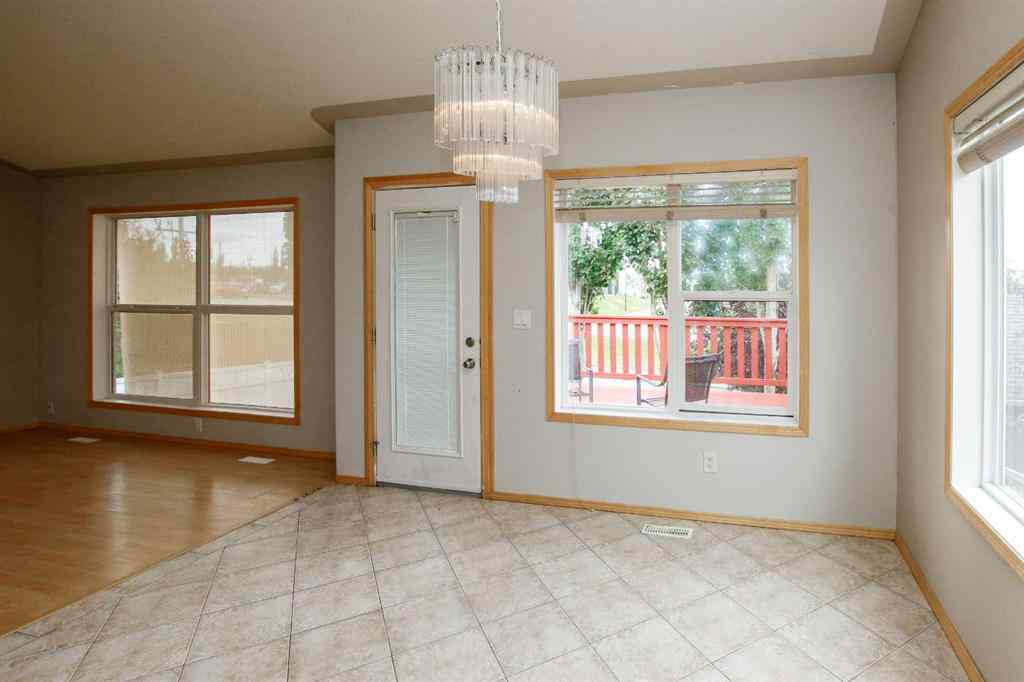 MLS® A2250580 - 43 Lindman Close  in Lakeway Landing Sylvan Lake, Residential