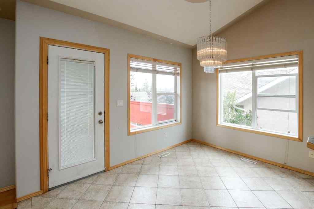 MLS® A2250580 - 43 Lindman Close  in Lakeway Landing Sylvan Lake, Residential