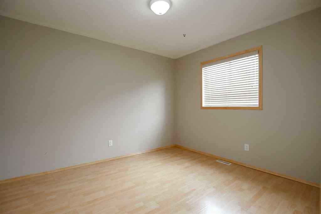 MLS® A2250580 - 43 Lindman Close  in Lakeway Landing Sylvan Lake, Residential
