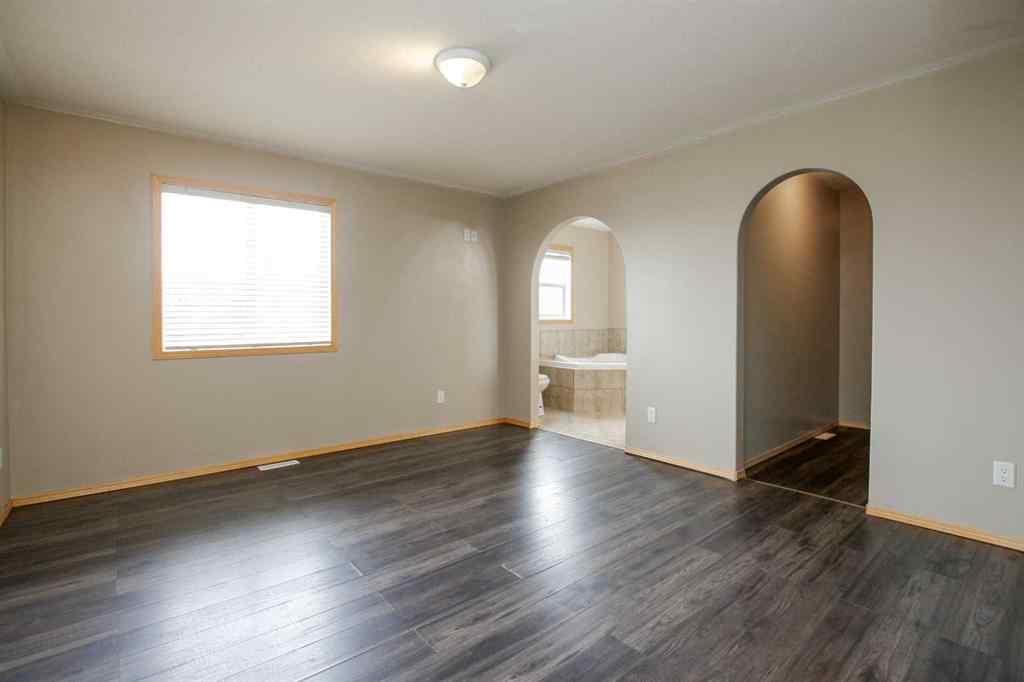 MLS® A2250580 - 43 Lindman Close  in Lakeway Landing Sylvan Lake, Residential