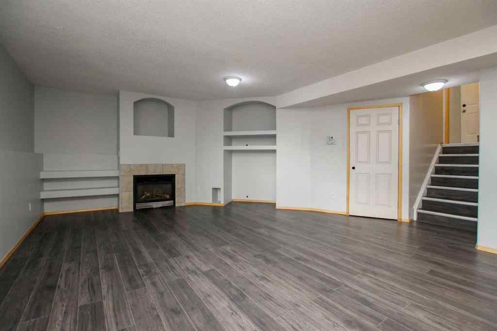 MLS® A2250580 - 43 Lindman Close  in Lakeway Landing Sylvan Lake, Residential