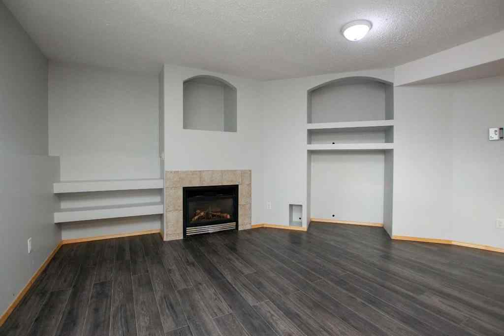 MLS® A2250580 - 43 Lindman Close  in Lakeway Landing Sylvan Lake, Residential