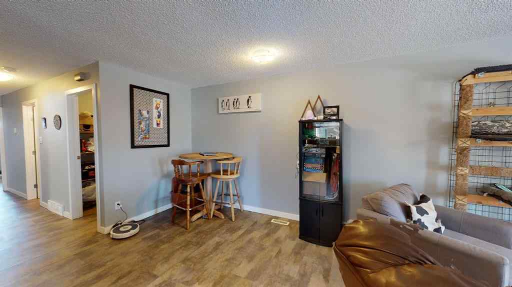 MLS® A2250586 - 7422 Ogden Road SE in Ogden Calgary, Residential
