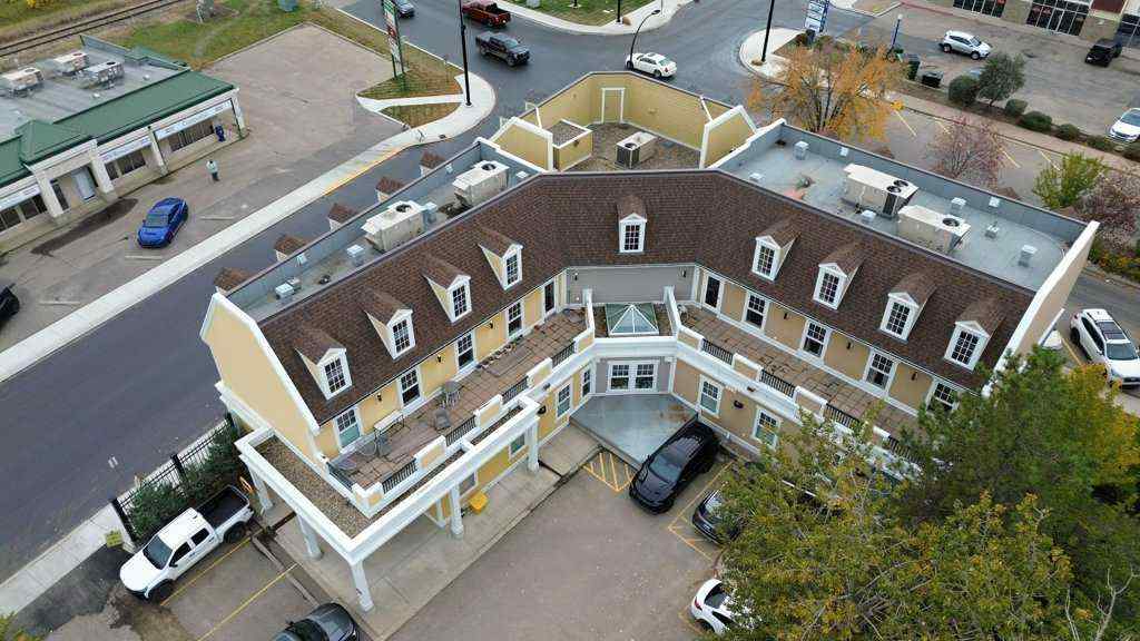 MLS® A2250591 - 5007 46 Street  in Downtown Sylvan Lake, Commercial