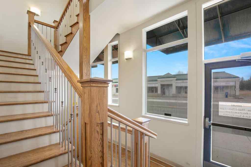 MLS® A2250591 - 5007 46 Street  in Downtown Sylvan Lake, Commercial