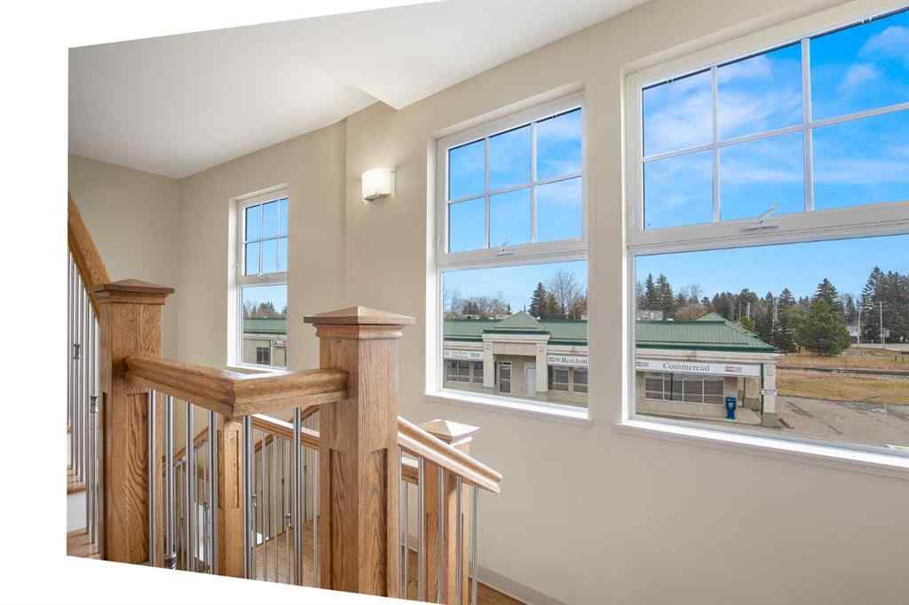 MLS® A2250591 - 5007 46 Street  in Downtown Sylvan Lake, Commercial