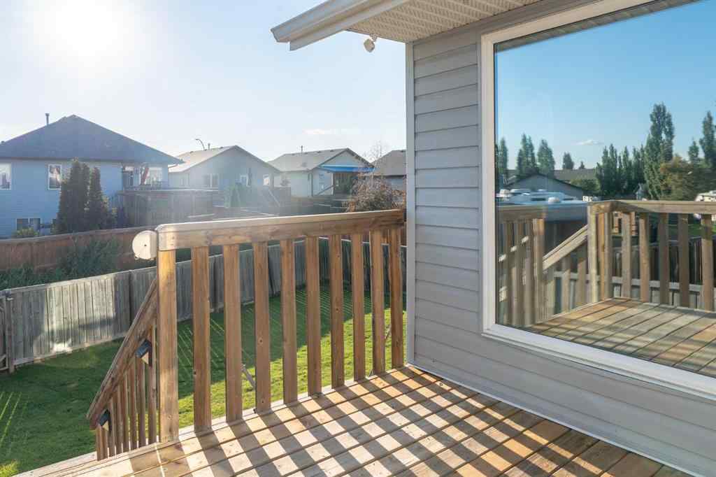 MLS® A2250592 - 6304 59 Street  in Lucas Heights Ponoka, Residential