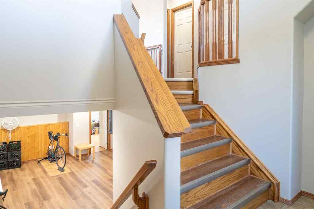 MLS® A2250592 - 6304 59 Street  in Lucas Heights Ponoka, Residential