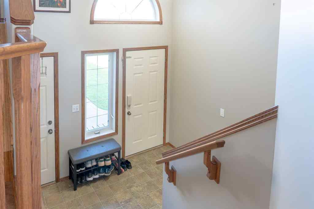 MLS® A2250592 - 6304 59 Street  in Lucas Heights Ponoka, Residential