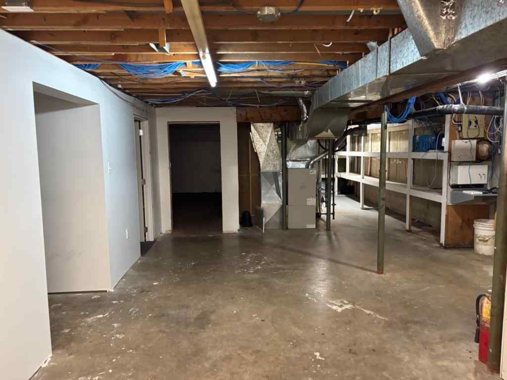 MLS® A2250596 - 5 S 1 ST  W in NONE Magrath, Commercial