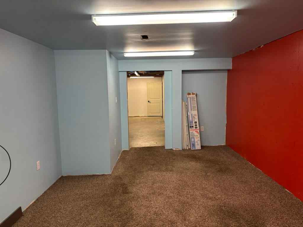 MLS® A2250596 - 5 S 1 ST  W in NONE Magrath, Commercial