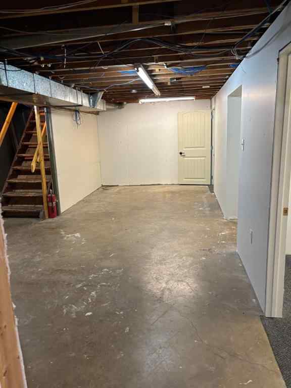 MLS® A2250596 - 5 S 1 ST  W in NONE Magrath, Commercial