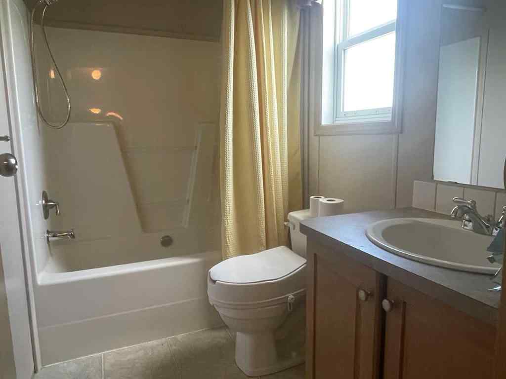 MLS® A2250603 - 1549 15 Street Crescent  in NONE Wainwright, Residential