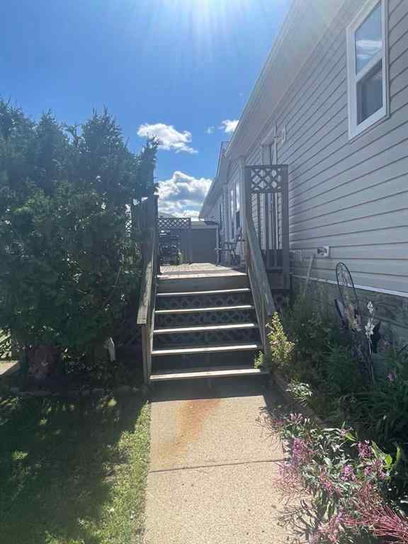 MLS® A2250603 - 1549 15 Street Crescent  in NONE Wainwright, Residential