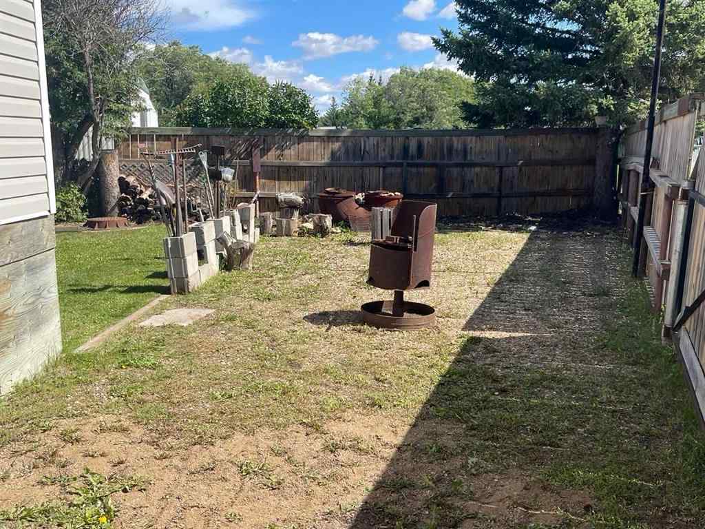 MLS® A2250603 - 1549 15 Street Crescent  in NONE Wainwright, Residential
