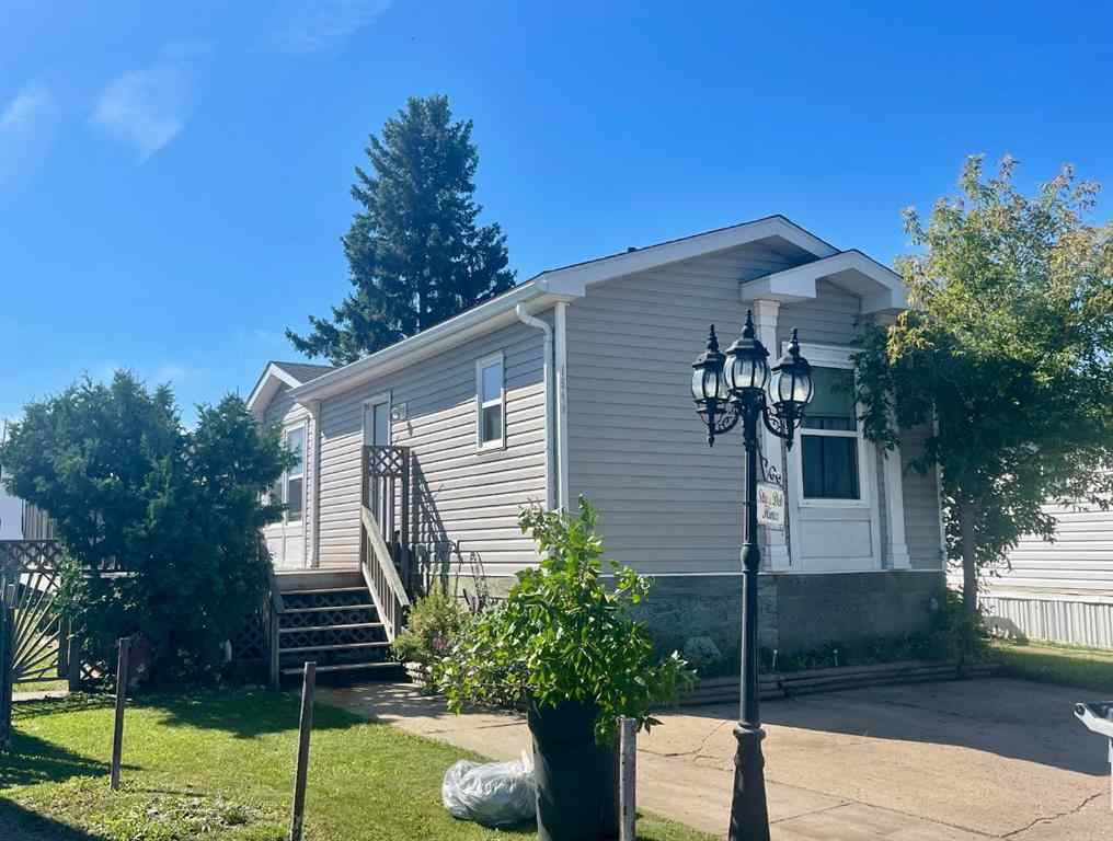 MLS® A2250603 - 1549 15 Street Crescent  in NONE Wainwright, Residential