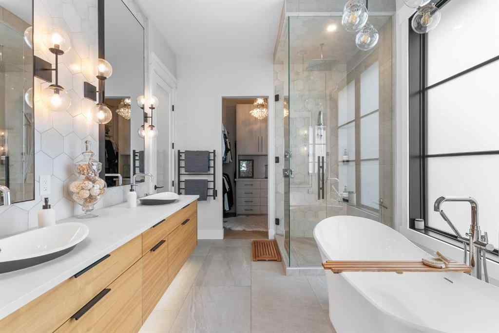 MLS® A2250604 - 732 West Chestermere Drive  in West Chestermere Drive Chestermere, Residential