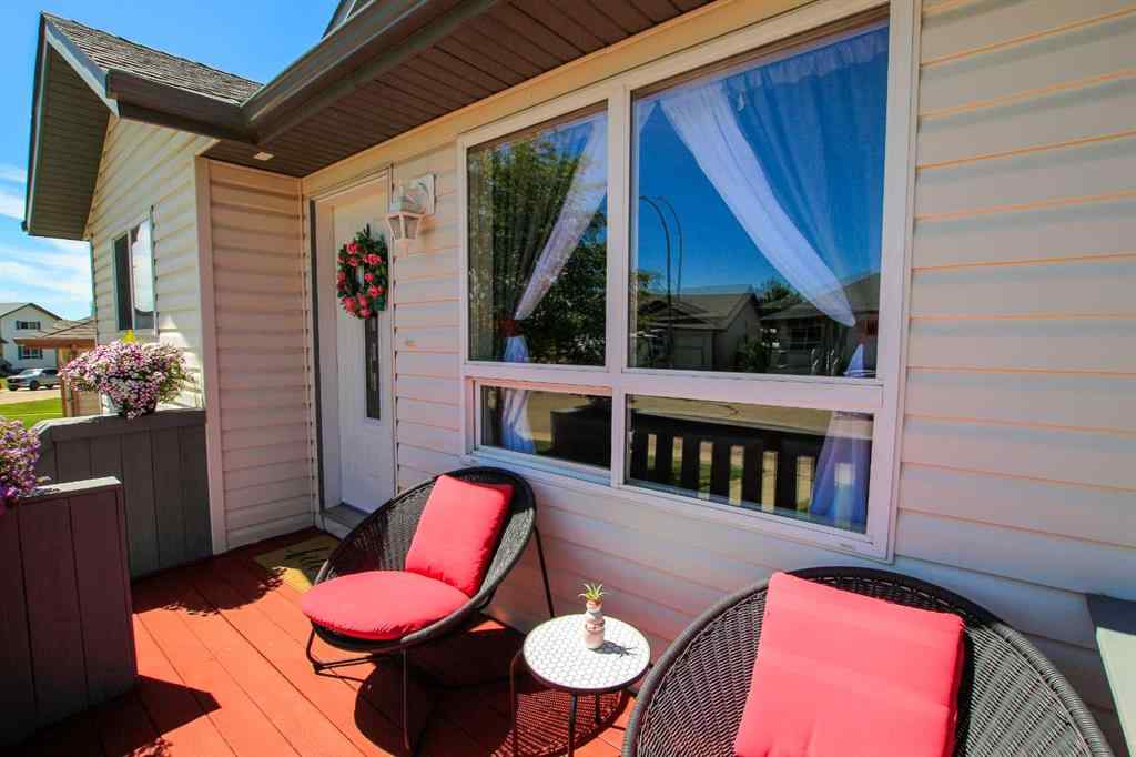 MLS® A2250610 - 21 Rolling Hills Ridge  in Briarwood Blackfalds, Residential