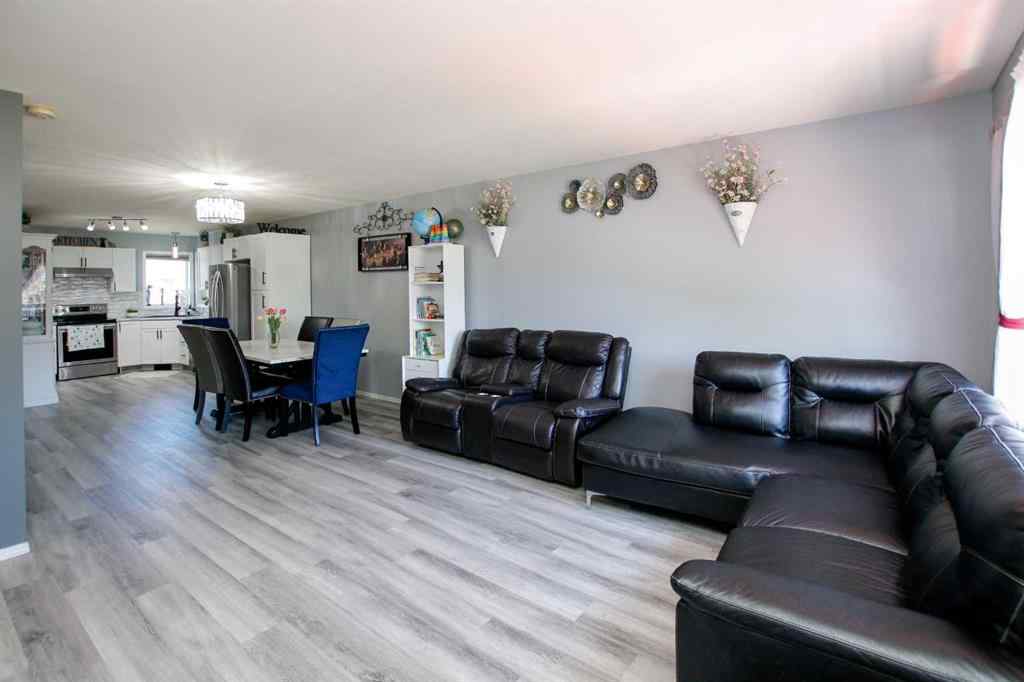 MLS® A2250610 - 21 Rolling Hills Ridge  in Briarwood Blackfalds, Residential