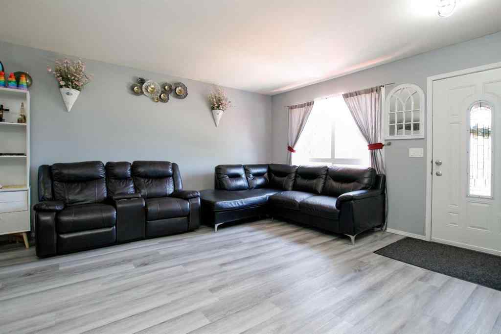 MLS® A2250610 - 21 Rolling Hills Ridge  in Briarwood Blackfalds, Residential
