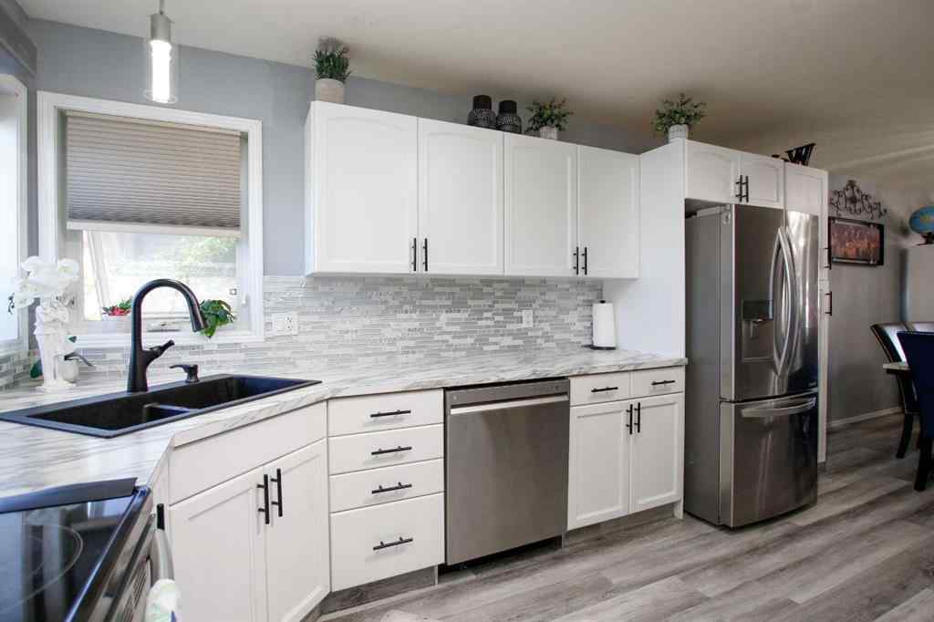 MLS® A2250610 - 21 Rolling Hills Ridge  in Briarwood Blackfalds, Residential
