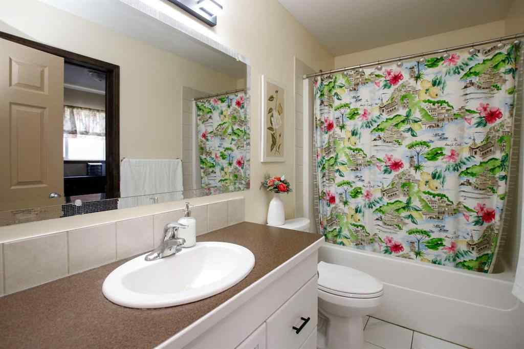 MLS® A2250610 - 21 Rolling Hills Ridge  in Briarwood Blackfalds, Residential