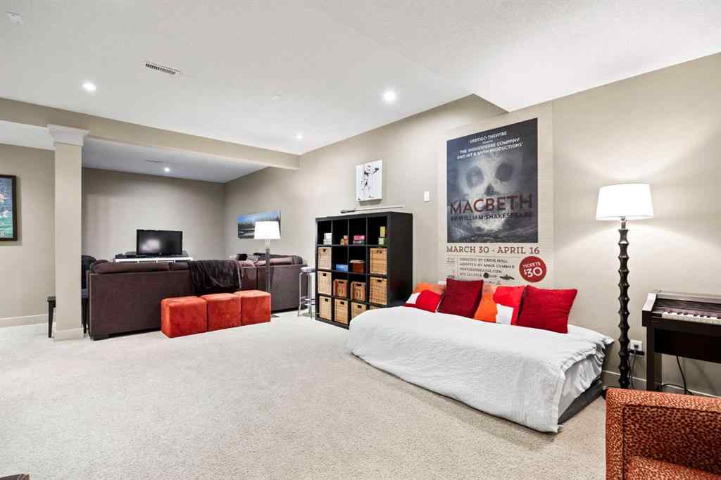 MLS® A2250626 - 1721 32 Avenue SW in South Calgary Calgary, Residential