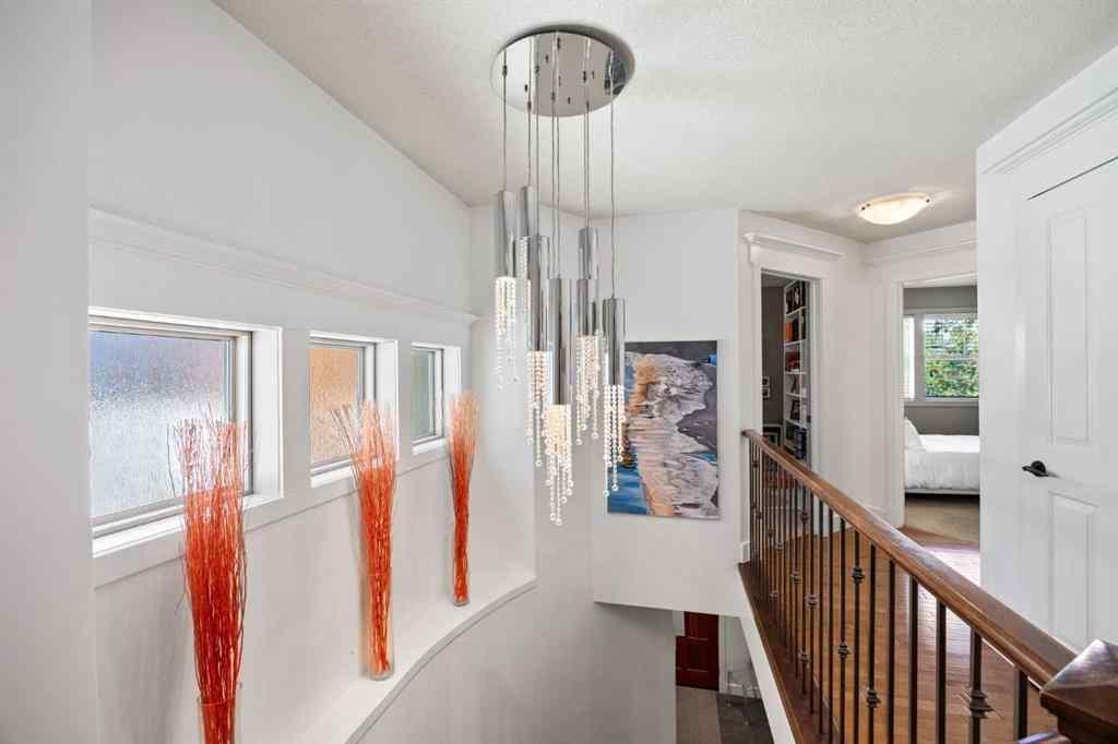 MLS® A2250626 - 1721 32 Avenue SW in South Calgary Calgary, Residential