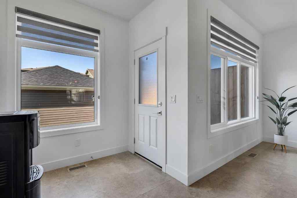 MLS® A2250627 - 10073 46 Street NE in Saddle Ridge Calgary, Residential